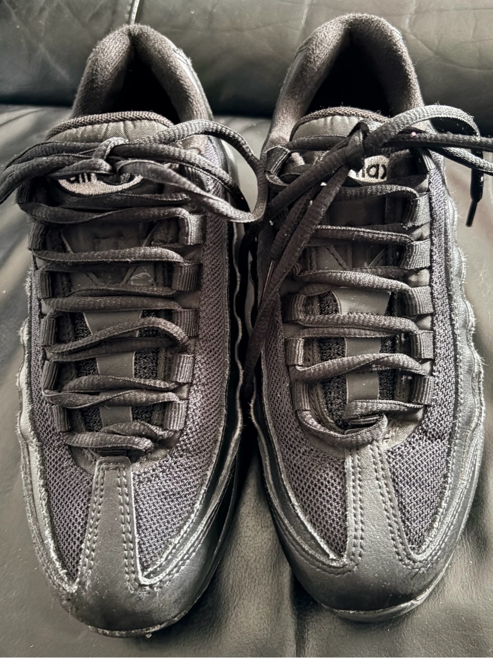Kids Air Max 95’s size 4y